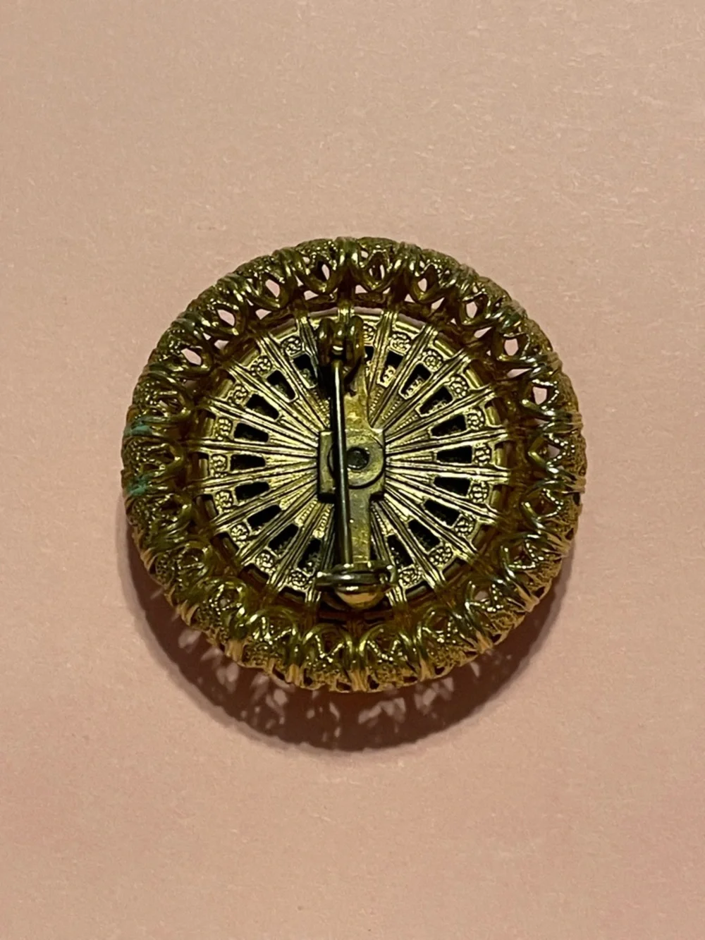 Vintage Abstract Art Glass Pin #9611 💎